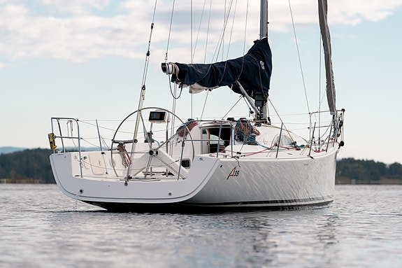 Archambault A35 | Ettertraktet racer/cruiser 5 of 30
