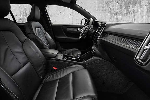 Volvo XC40 28 of 30
