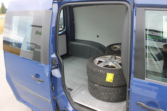Volkswagen Caddy 8 of 8