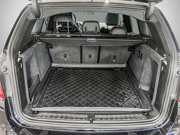 BMW iX3 25 of 30
