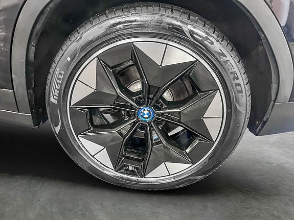 BMW iX3 26 of 30