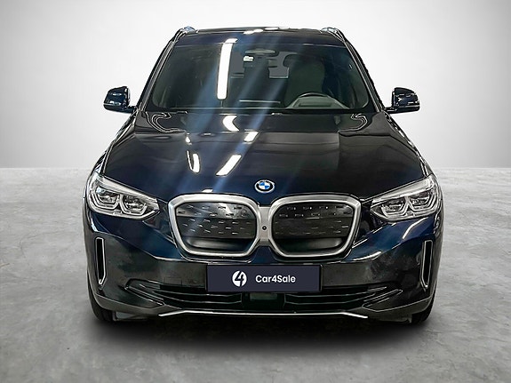 BMW iX3 8 of 30