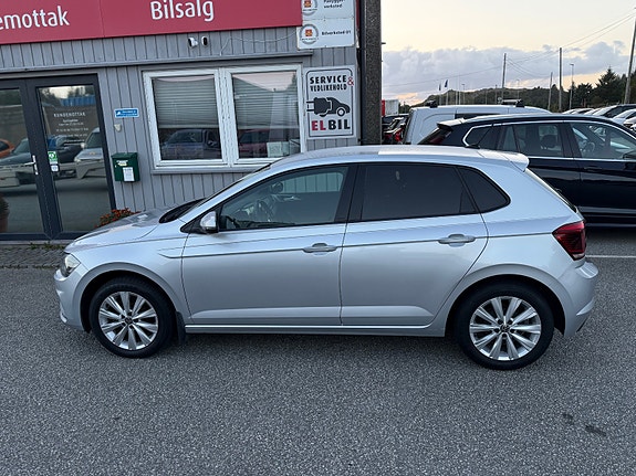 Volkswagen Polo 2 of 12