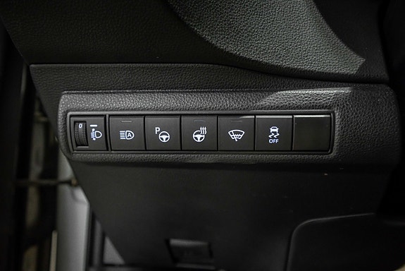 Toyota Corolla 18 of 26