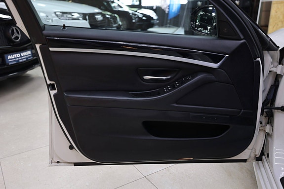 BMW M5 24 of 30