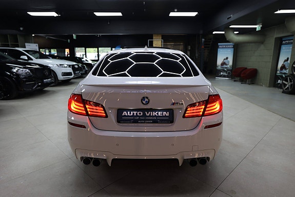 BMW M5 7 of 30