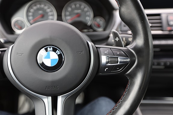 BMW M4 18 of 30