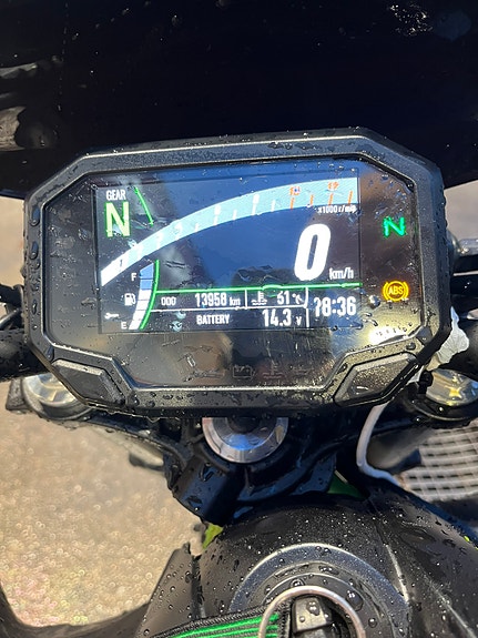 Kawasaki Z 650 6 of 10