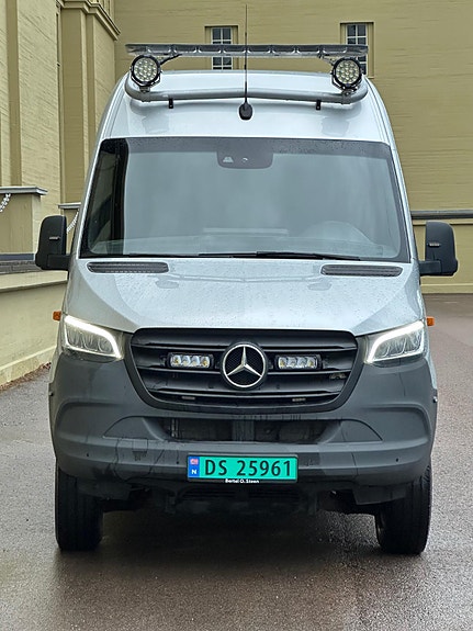 Mercedes-Benz Sprinter 319 12 of 30