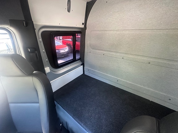 Mercedes-Benz Sprinter 319 23 of 30