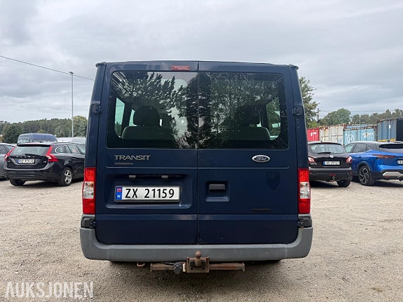 Ford Transit 8 of 30