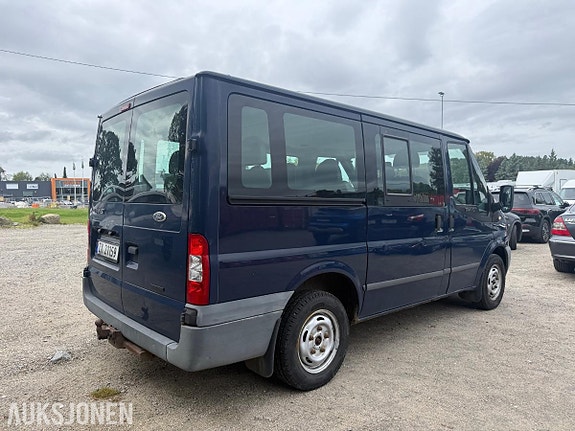 Ford Transit 7 of 30