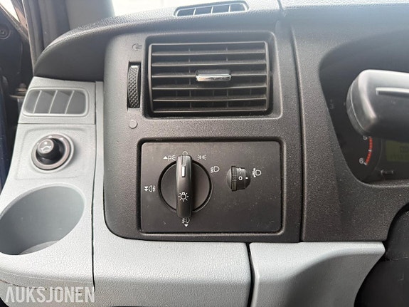 Ford Transit 19 of 30