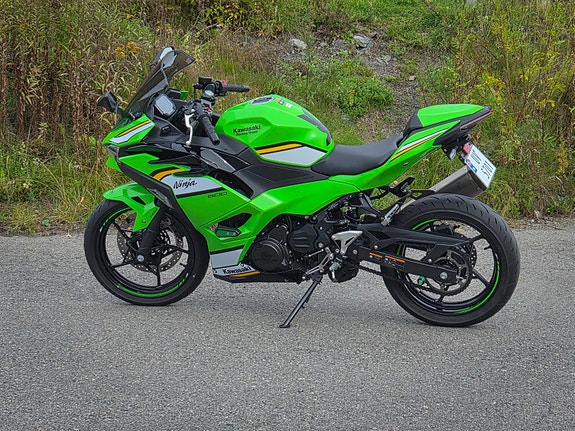 Kawasaki Ninja 500 7 of 8