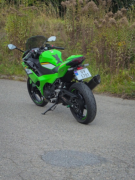 Kawasaki Ninja 500 6 of 8