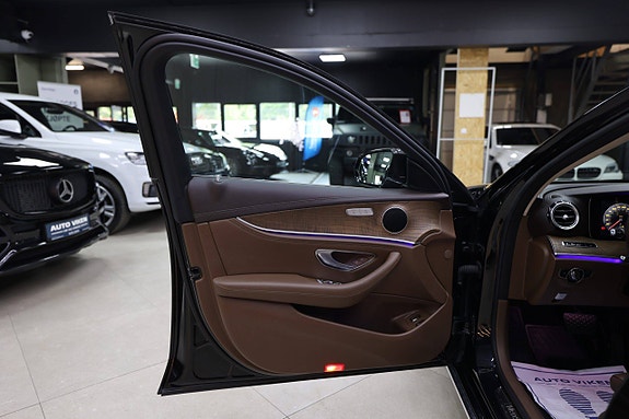 Mercedes-Benz E220 d 22 of 30