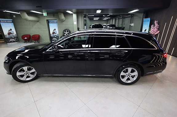 Mercedes-Benz E220 d 14 of 30