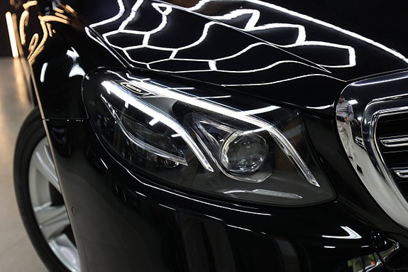 Mercedes-Benz E220 d 19 of 30