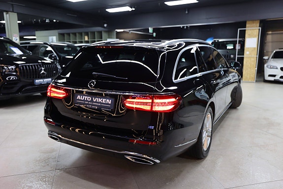 Mercedes-Benz E220 d 8 of 30