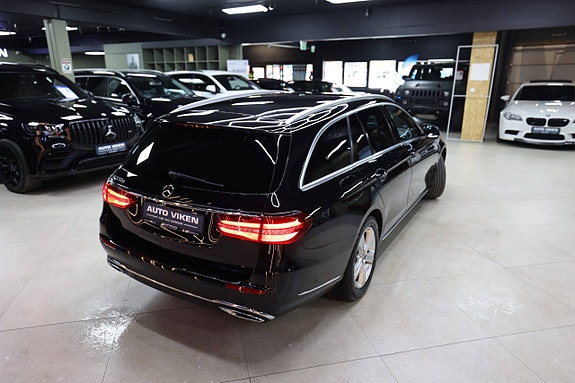 Mercedes-Benz E220 d 17 of 30