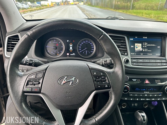 Hyundai Tucson 9 of 24