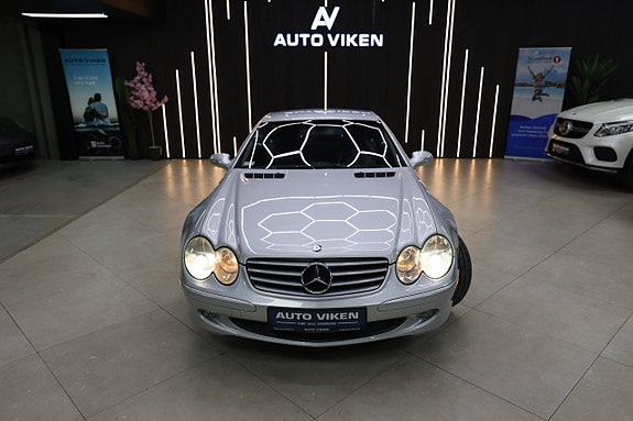 Mercedes-Benz SL500 11 of 30