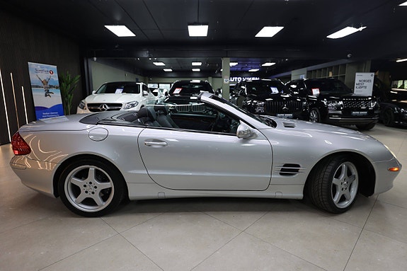 Mercedes-Benz SL500 9 of 30