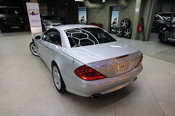 Mercedes-Benz SL500 14 of 30