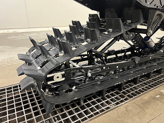 Polaris 9R RMK Khaos Slash 13 of 15