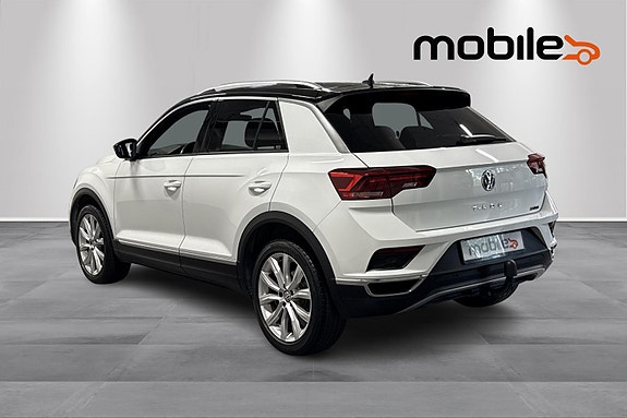 Volkswagen T-Roc 21 of 24