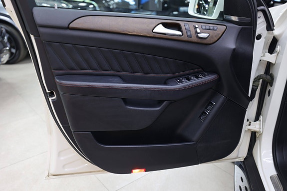 Mercedes-Benz GLE350 d 22 of 30