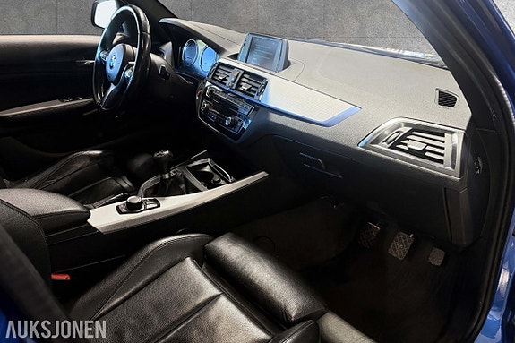 BMW 1-Serie 17 of 28