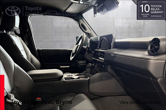 Toyota Land Cruiser 14 of 29