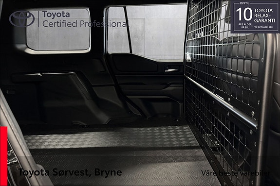 Toyota Land Cruiser 19 of 29
