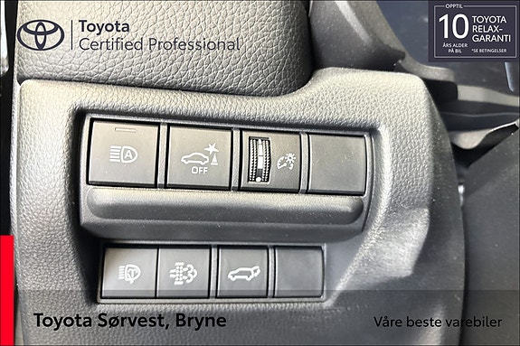 Toyota Land Cruiser 22 of 29