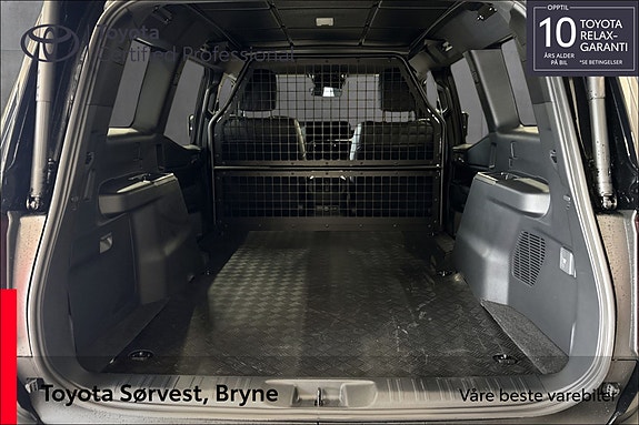 Toyota Land Cruiser 26 of 29
