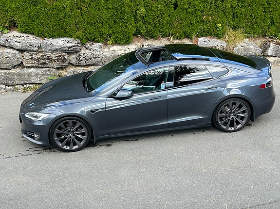 Tesla Model S 6 of 30