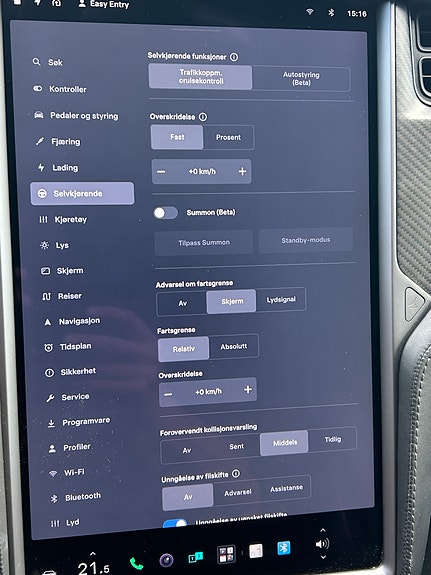 Tesla Model S 26 of 30