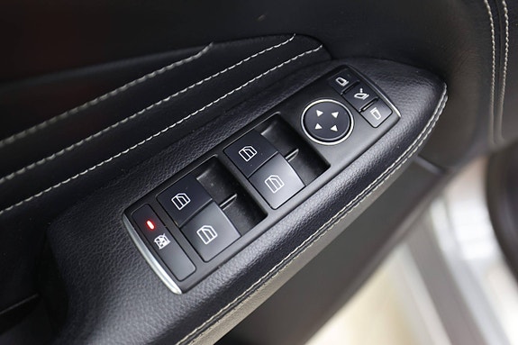 Mercedes-Benz ML250 25 of 30