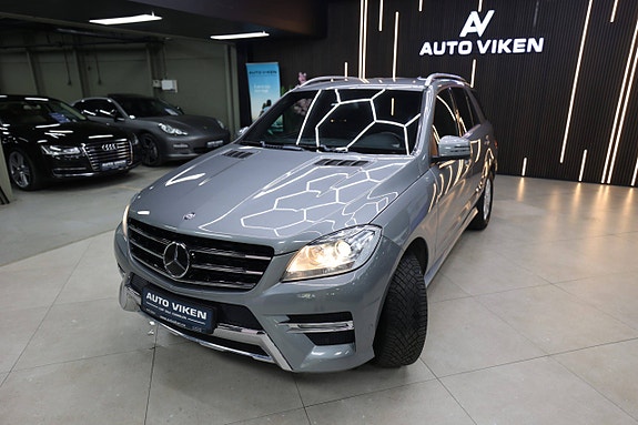 Mercedes-Benz ML250 12 of 30