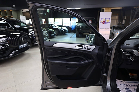 Mercedes-Benz ML250 22 of 30