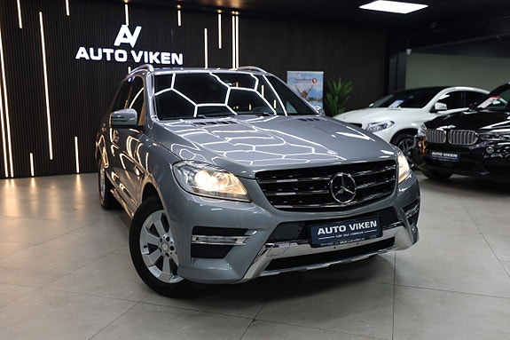 Mercedes-Benz ML250 2 of 30