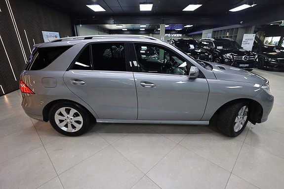 Mercedes-Benz ML250 17 of 30