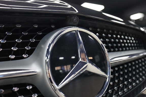 Mercedes-Benz C180 20 of 30
