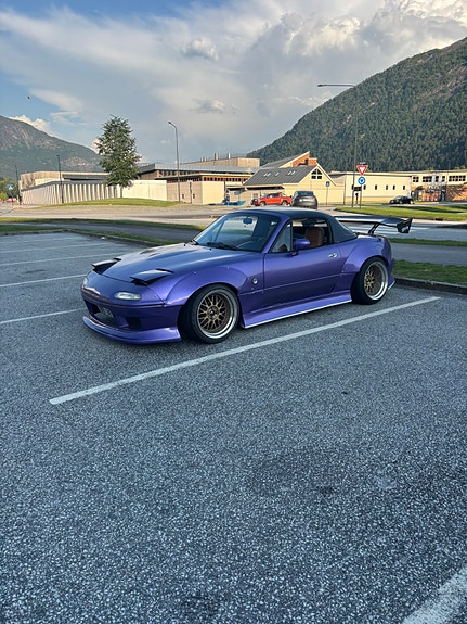 Mazda MX-5 2 of 30