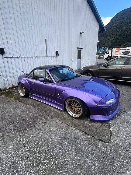 Mazda MX-5 10 of 30