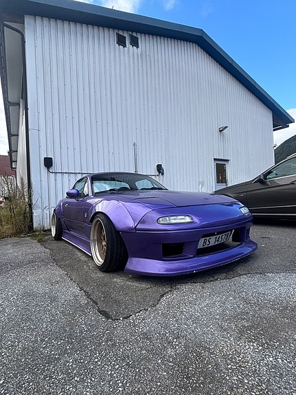 Mazda MX-5 13 of 30