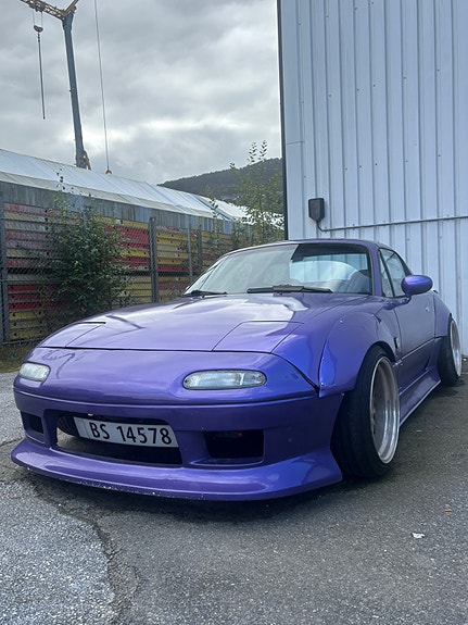 Mazda MX-5 3 of 30