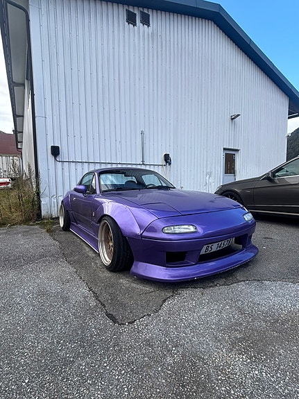 Mazda MX-5 14 of 30