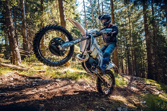 Husqvarna FE 350 PRO Enduro 4-takt Toppmodell 5 of 30